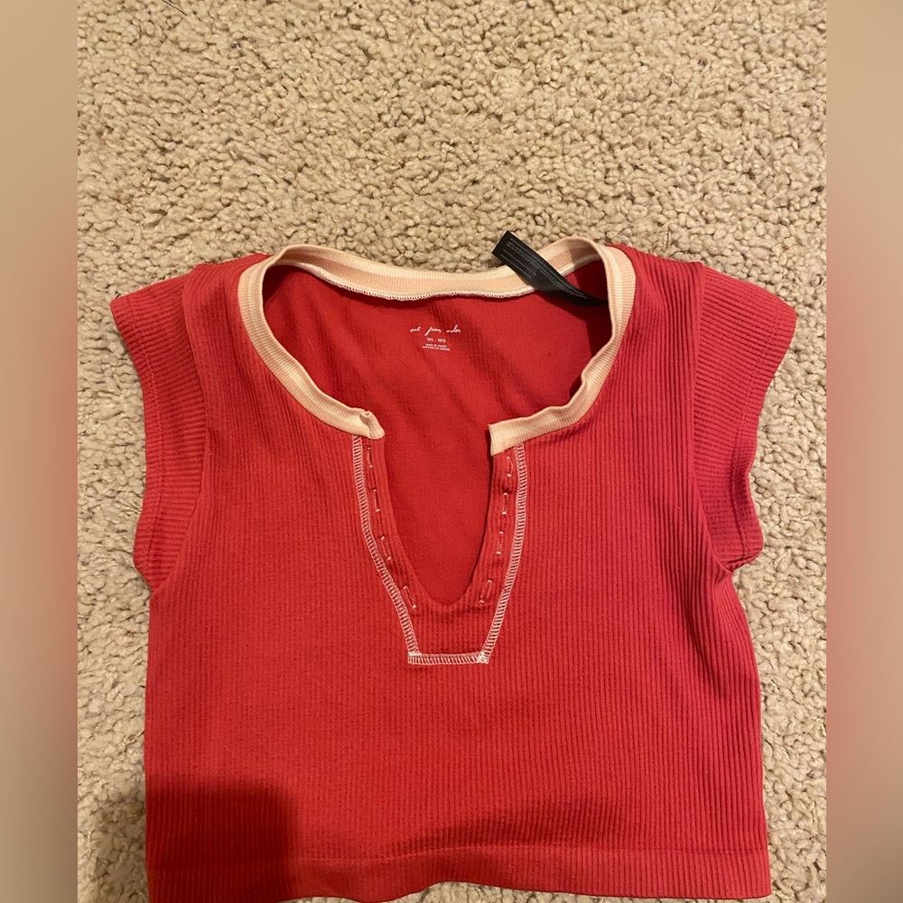UO go for gold top